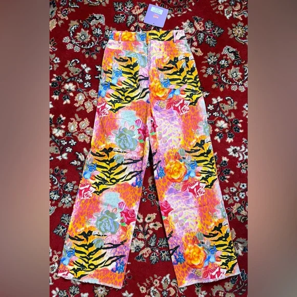 Floral Animal Print Straight Leg Jeans - Picture 5 of 8